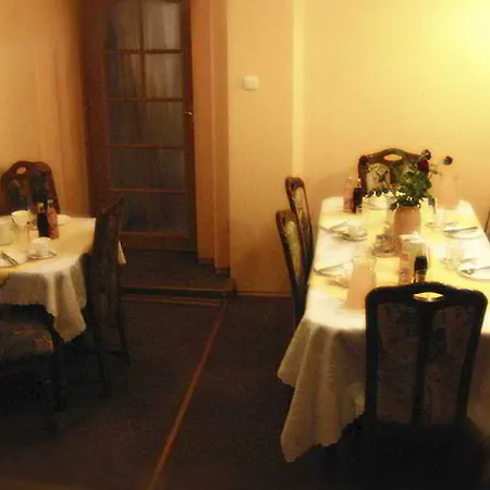 Albatros Happy 住宿加早餐酒店 3*