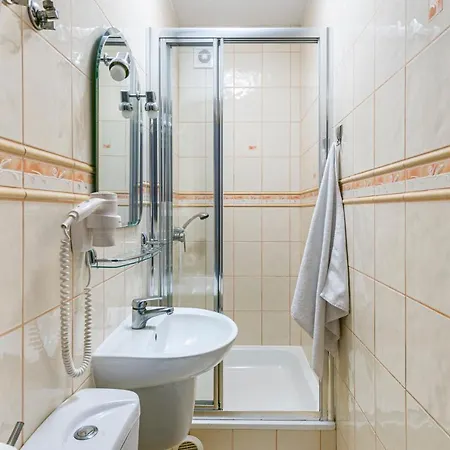 Albatros Happy Bed and Breakfast