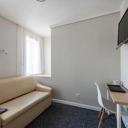 Bed and Breakfast Albatros Happy 3*