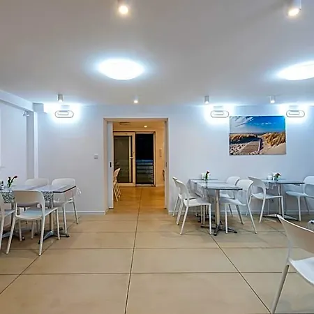 Albatros Happy 3*
