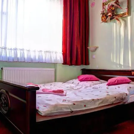 Nocleg ze śniadaniem Albatros Happy 3*