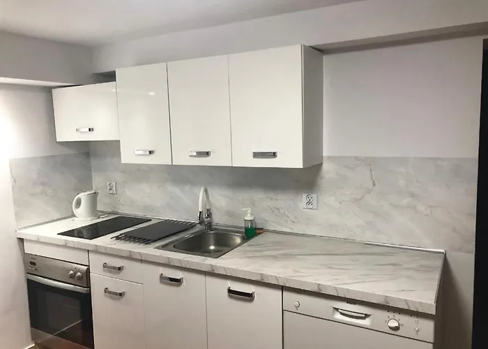 Bed & Breakfast Albatros Happy 3*