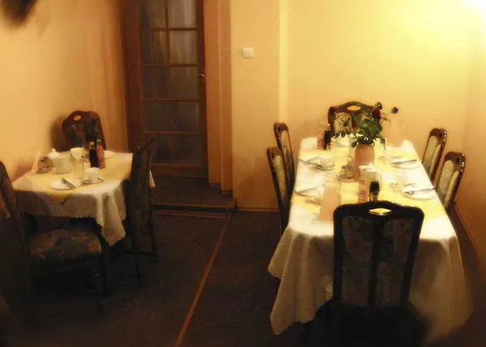 Albatros Happy Bed & Breakfast 3*